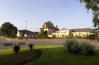 Premier Inn Hereford Holmer Hotel di Thruxton