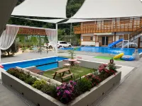 Gyeongju N Hanok Pension - piscina
