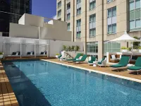 Swissotel Sydney - Rooftop Pools