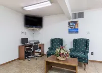 Motel 6 Kewanee, IL