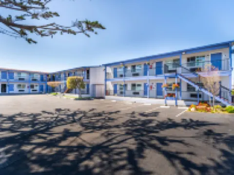 SureStay Hotel by Best Western Seaside Monterey Hotels in Seaside