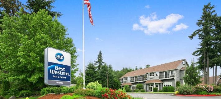 Best Western Wesley Inn  Suites Hotels in Pierce County