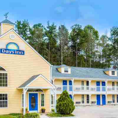 Days Inn by Wyndham Cornelia Hotel Exterior