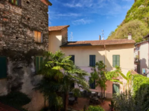 Cris House Hotels in Porlezza