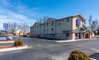 Motel 6 Salisbury, MD