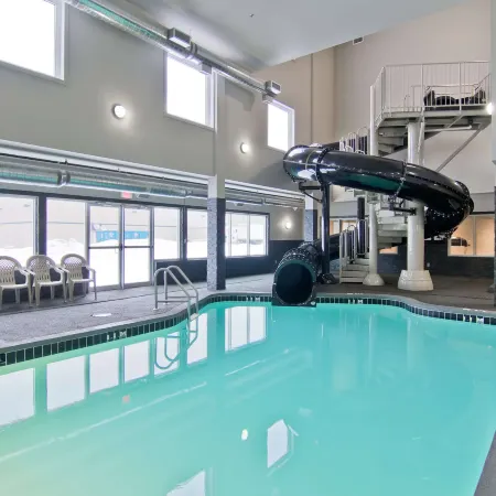 Home Inn & Suites Regina Airport