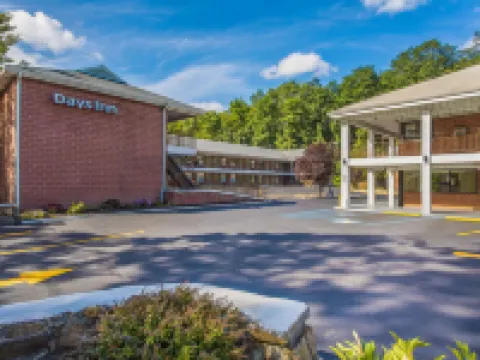 Days Inn by Wyndham Elmsford / White Plains Hotels in Greenburgh