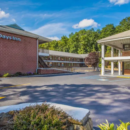 Days Inn by Wyndham Elmsford / White Plains