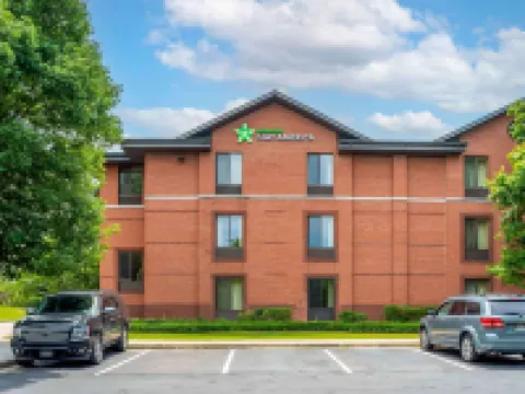 Extended Stay America Select Suites - Columbia - Gateway Drive Hotels near The Mall in Columbia