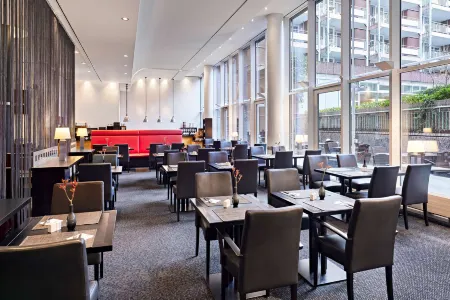 Lindner Hotel Cologne am Dom Отели в г. Кельн