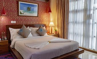 Umet Seaview Hotel with Free Roundtrip Airport Pick up and Drop Off