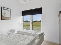 "Fader" - 950m from the Sea