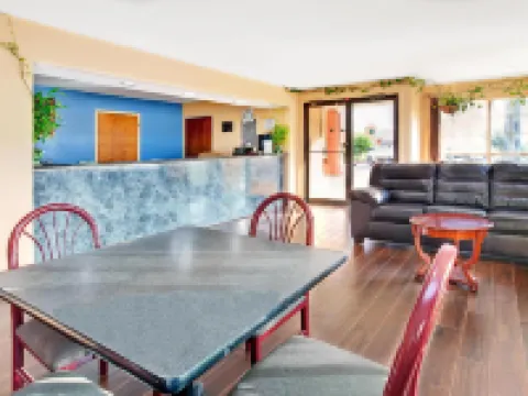 Super 8 by Wyndham Terrell Hoteles en Terrell