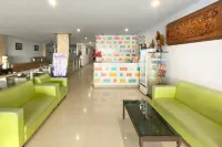 Urbanview Hotel Mulia Indah Palopo Hotels in Wara