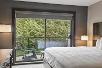 Tofino Resort + Marina Hotels in Tofino