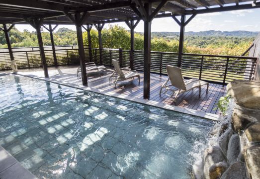 온천 시설 이미지