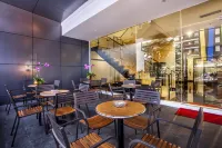 Hotel 88 Embong Malang Tunjungan by WH - breakfast