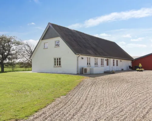 "Dolfine" - 15km from the Sea Hotels in Skaerbaek