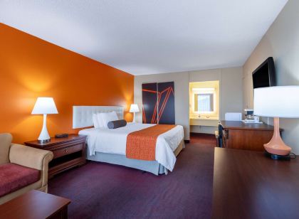 Howard Johnson by Wyndham Salem Hotel & Conference Center