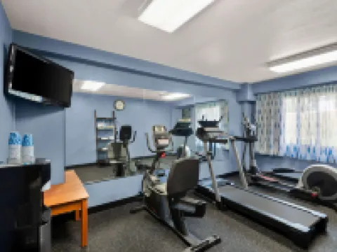 Days Inn by Wyndham Newton Hotels in Newton
