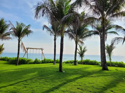 Realus Sea-View Apartment in Cam Ranh Nha Trang Hotel di Cam Lâm District