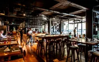 Hotel G Yangon - ที่มีบาร์