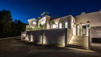 CapoBlu Hotel Hotels in Chia
