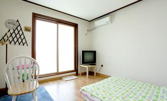 Daebudo (Seonjaedo) Sun Island Pension