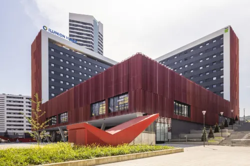 هوتل إلونيون سان ماميس فنادق في بلباو