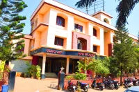 Hotel Shivani Inn Hotels near Pandita Puttarj Gavai Temple