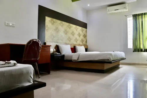 Hotel Sri Vaari Residency Hotels in Hosur