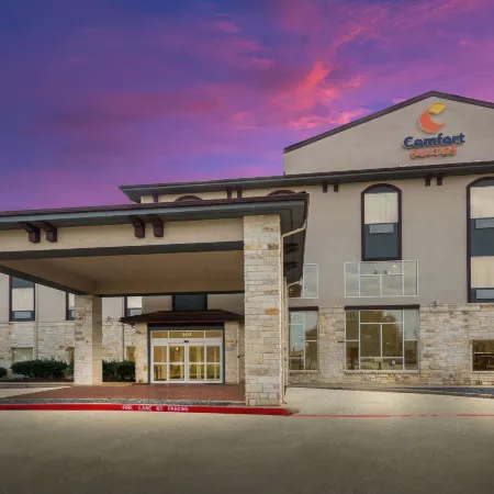 Comfort Suites