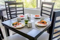 European Life Style Executive Suites - petit déjeuner