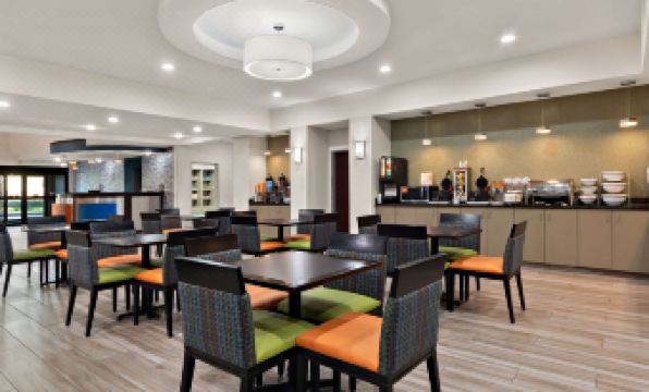 Comfort Suites