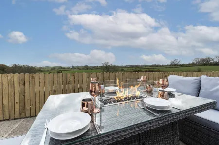 HC Property - the Hideaway at Watergate Eye