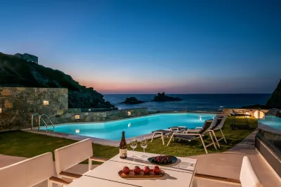 Made by the Sea Villas 8 Bdrm