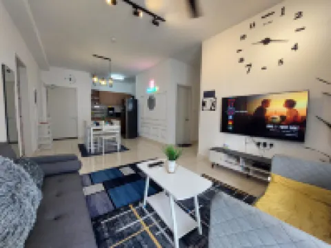 KLIA Travel Homestay - 3R 2B - Wifi & Netflix