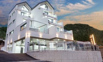 Geoje Lesolay Poolvilla