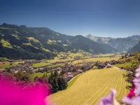 Panoramahotel Schwendbergerhof Hotels in Hippach