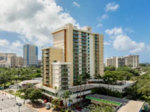 Luana Waikiki Hotel & Suites Hotels near Daniel K Inouye Intl. Airport