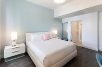 President Hotel - balcony