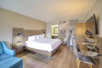 Clarion Pointe Downtown Gatlinburg