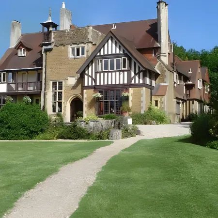 Farnham House Hotel