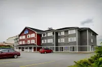 貝葉斯湖 - 哈里法克斯海岸旅館 佩姬灣附近的飯店