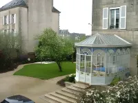 Logis Hotel l'Europe - parking