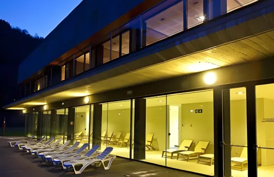 巴爾納里奧厄爾格利伽酒店