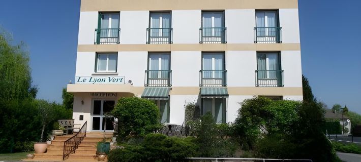 Le Lyon Vert Hotels in Allier
