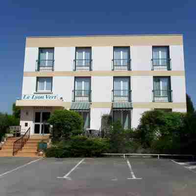 Hôtel Le Lyon Vert Hotel Exterior