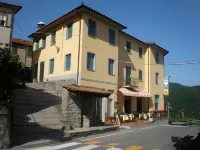 Amelia Hotel