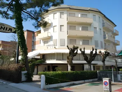 Hotel Aplo - Breakfast Experience
